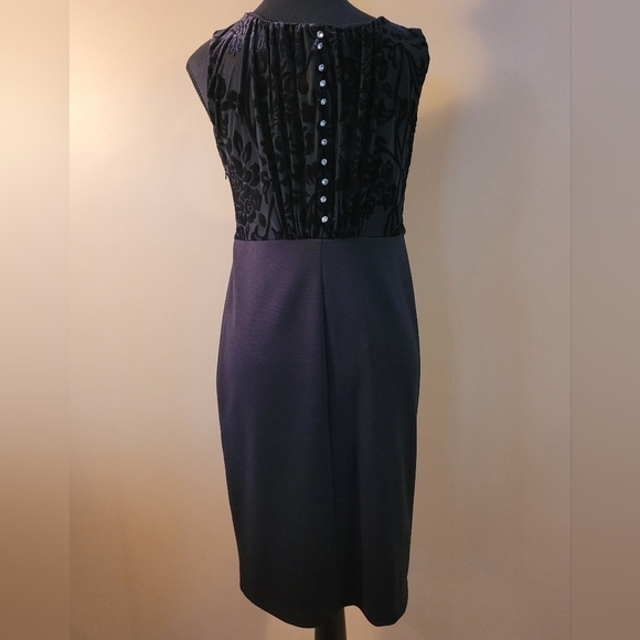 NWT JESSICA Midi Little Black Dress, Flocked Boddess and Jewel Buttons, Size 6 - Picture 5 of 17